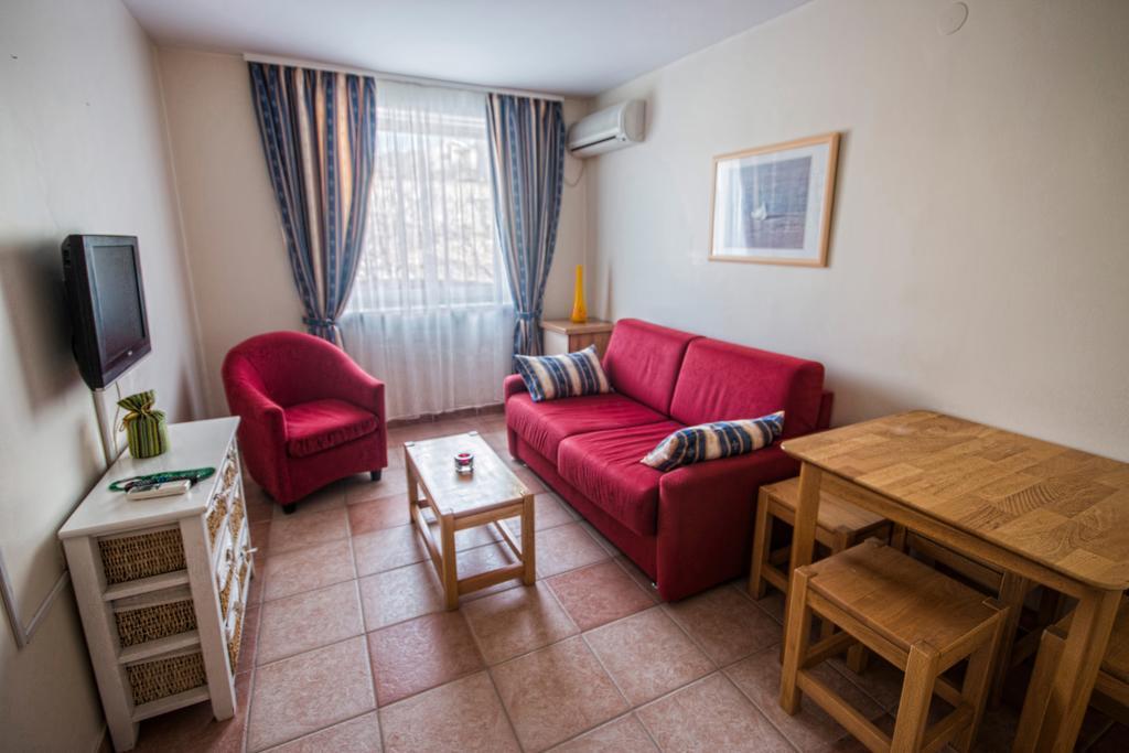 Aparthotel Castrum Novum Novigrad Istria Quarto foto