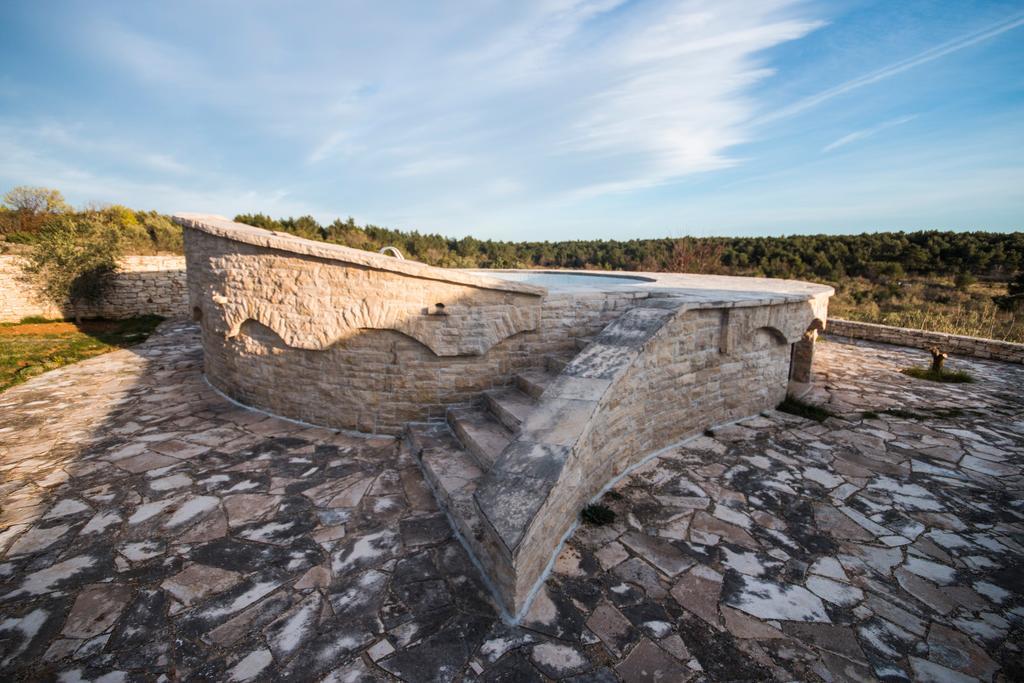 Aparthotel Castrum Novum Novigrad Istria Exterior foto