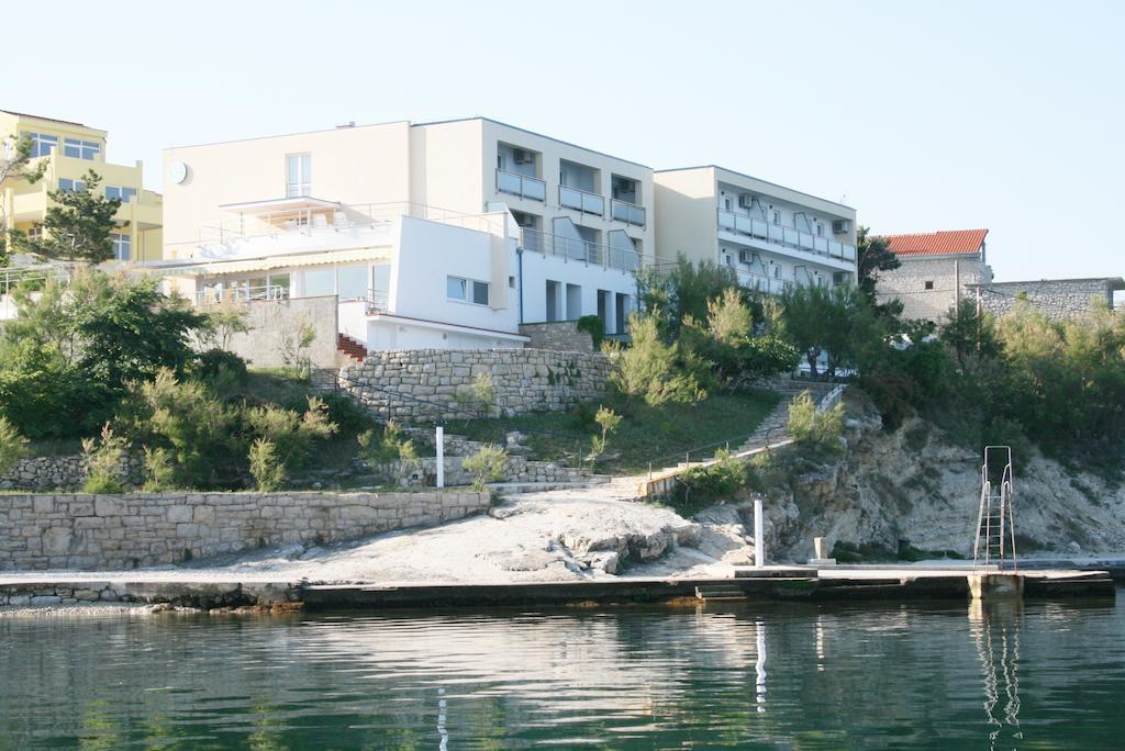 Aparthotel Castrum Novum Novigrad Istria Exterior foto